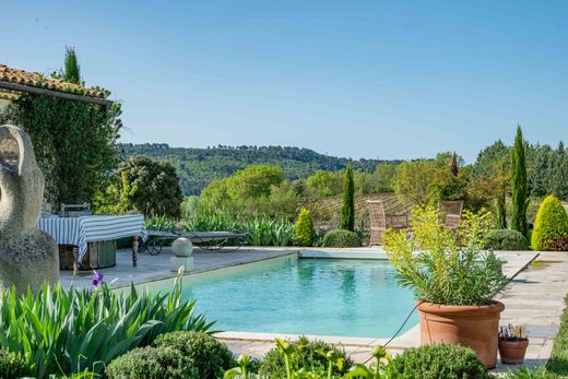 Luxury home in Lourmarin, Vaucluse