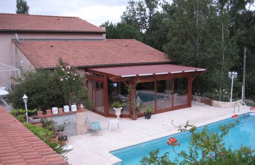 Luxus-Haus in Mondonville, Haute-Garonne