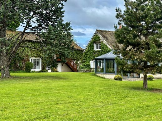 Luxury home in Dreux, Eure-et-Loir