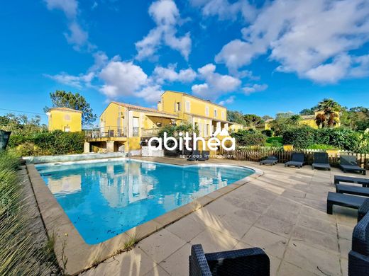 Casa di lusso a Saint-Bonnet-sur-Gironde, Charente-Maritime