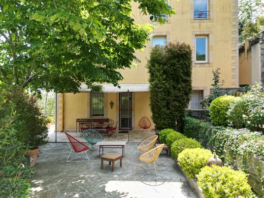 Casa di lusso a Sainte-Lucie-de-Tallano, Corsica del Sud