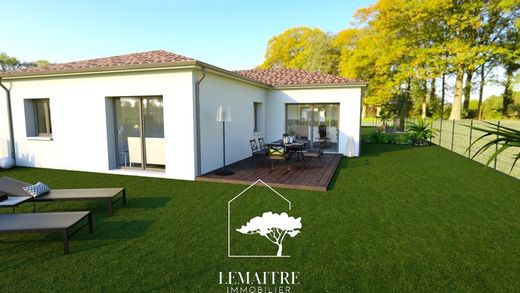 Luxury home in La Tremblade, Charente-Maritime