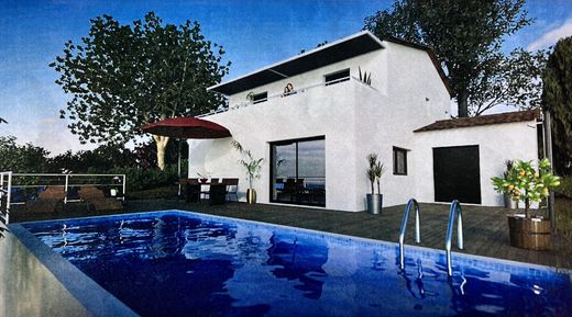 Villa in Bastelicaccia, South Corsica