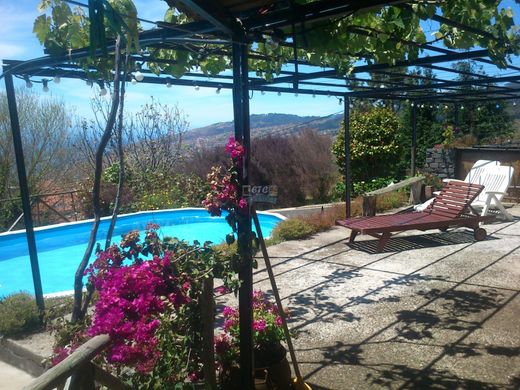 منزل ﻓﻲ Calheta, Madeira