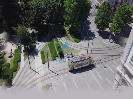 Apartment / Etagenwohnung in Porto, Distrito do Porto