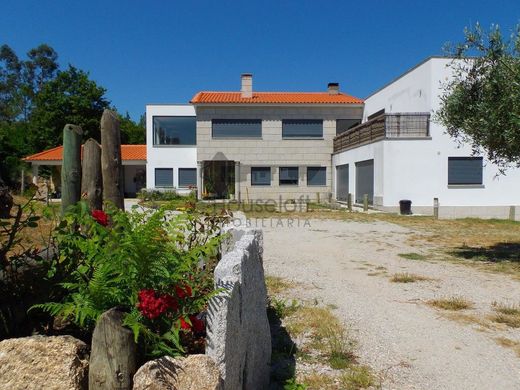 Усадьба / Сельский дом, Oliveira do Hospital, Distrito de Coimbra