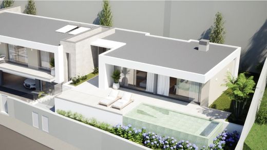 Luxury home in Calheta, Madeira