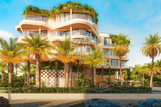Penthouse Ibiza, Illes Balears