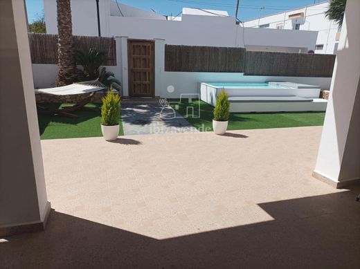 Piso / Apartamento en Sant Rafel, Islas Baleares