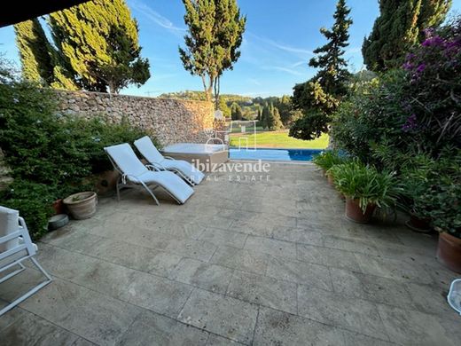 Townhouse in Santa Eulària des Riu, Province of Balearic Islands