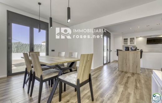 Luxury home in Cistella, Province of Girona