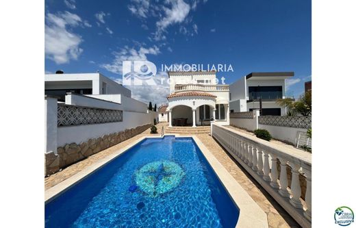 Luxury home in Empuriabrava, Province of Girona