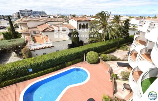 Luxe woning in Empuriabrava, Província de Girona