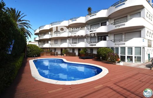 Luxe woning in Empuriabrava, Província de Girona