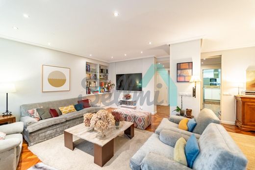 아파트 / Oviedo, Province of Asturias