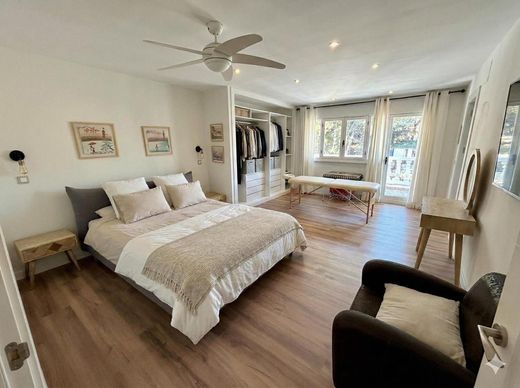 Villa in San Martín de Valdeiglesias, Provinz Madrid