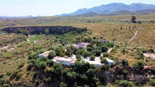Country House for sale in Turre