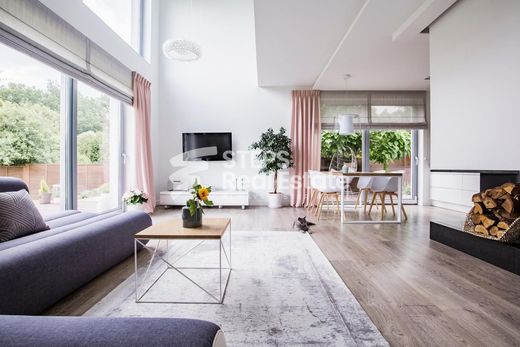 Al Wusayl, Baladīyat ar Rayyānのアパートメント