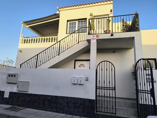 Apartment / Etagenwohnung in Arona, Provinz Santa Cruz de Tenerife