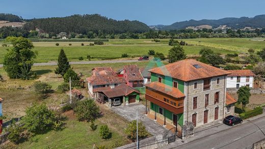 Villa in Pravia, Province of Asturias
