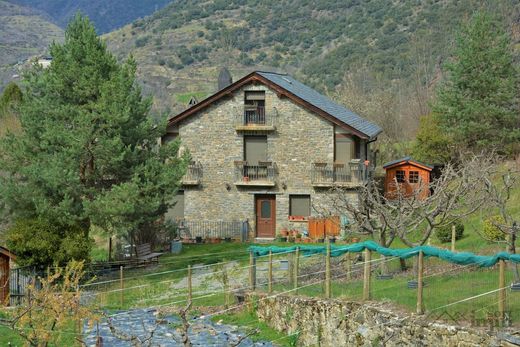 Complexes résidentiels à Altrón, Province de Lleida