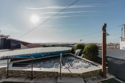 Villa en Pineda, Provincia de Barcelona