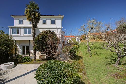 Villa in Culleredo, Provincia da Coruña