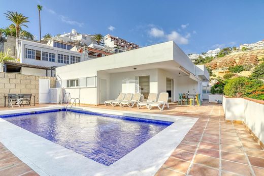 Villa in Adeje, Province of Santa Cruz de Tenerife