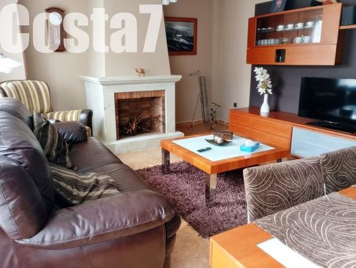 Villa a San Bartolomé de Meruelo, Provincia de Cantabria