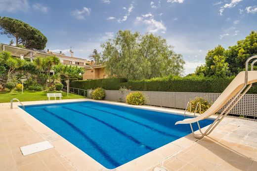 Villa in Teià, Province of Barcelona