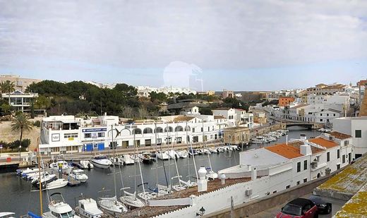 Ciutadella, Illes Balearsのアパートメント