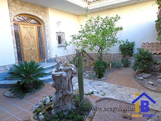 타운 하우스 / Mutxamel, Provincia de Alicante