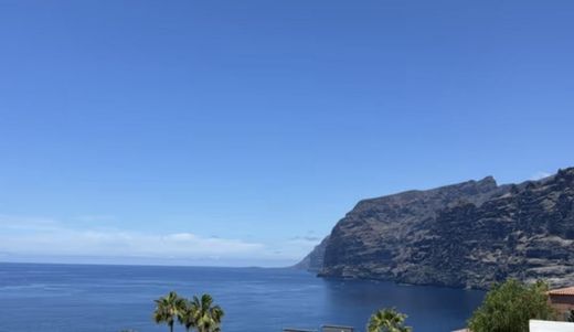 Apartment / Etagenwohnung in Los Gigantes, Provinz Santa Cruz de Tenerife