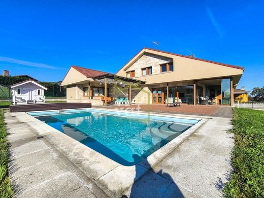 Villa in Lugones, Province of Asturias