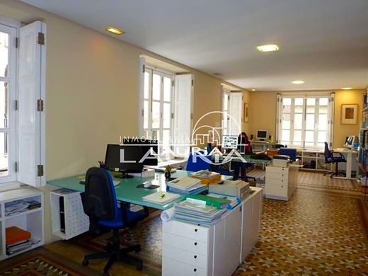 Bureau à Valence, Province de Valence