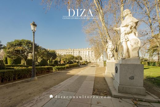 Apartment / Etagenwohnung in Madrid, Provinz Madrid