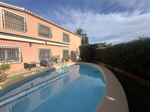 Villa in Finestrat, Alicante