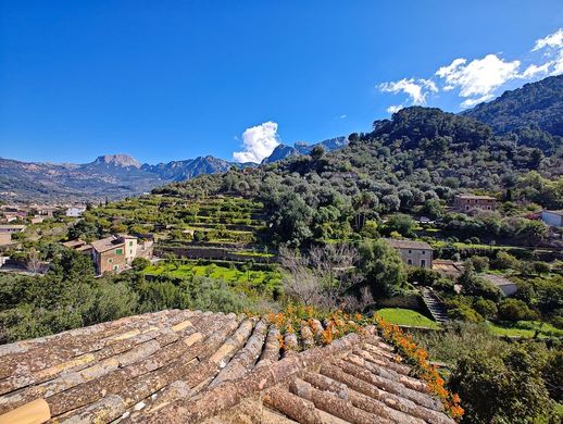 Willa w Sóller, Illes Balears