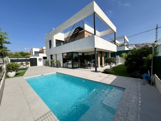 Villa in Finestrat, Alicante