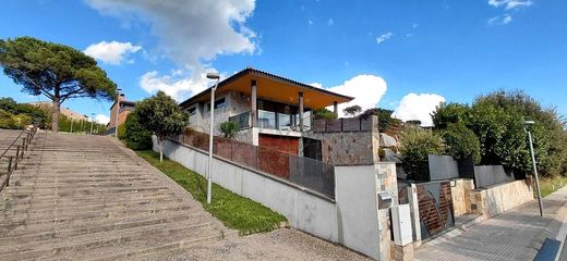 Вилла, Sant Martí de Centelles, Província de Barcelona