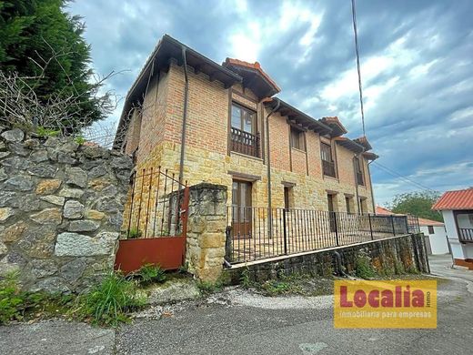 Wohnkomplexe in Pechón, Provinz Cantabria