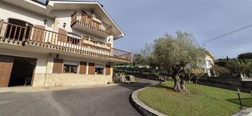 Herenhuis in Trevías, Province of Asturias