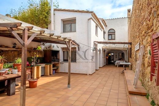 Вилла, Pals, Província de Girona