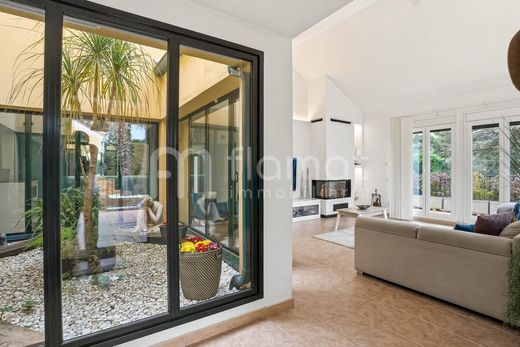 Villa in Sarrià de Ter, Province of Girona