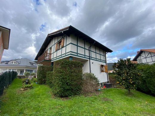 빌라 / Castro-Urdiales, Provincia de Cantabria