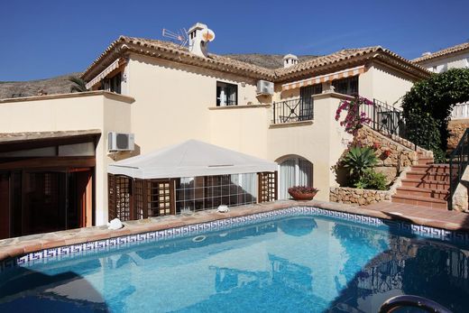 Villa in Finestrat, Alicante