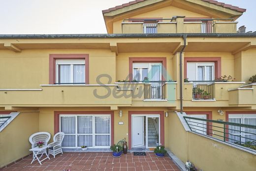 Casa di lusso a Oviedo, Asturie