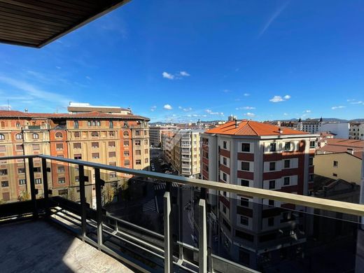 Piso / Apartamento en Pamplona, Provincia de Navarra