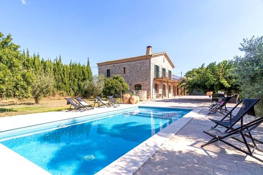 Farmhouse in Sant Pere Pescador, Province of Girona