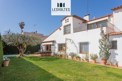 Villa in La Bisbal d'Empordà, Province of Girona